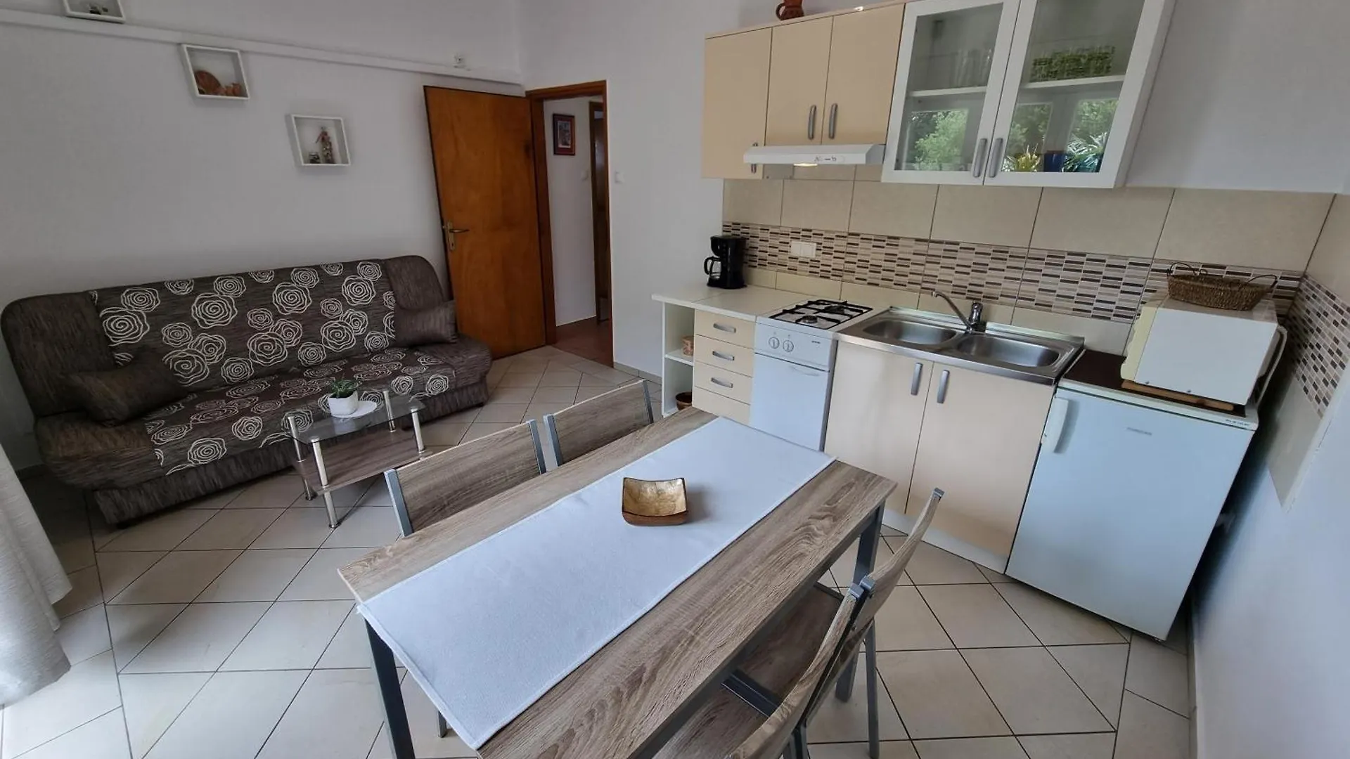 Apartmani Bozena Dramalj 0*,  Croatia